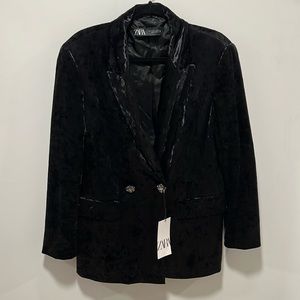 NWT Zara Black Oversized Velvet Blazer Size Small